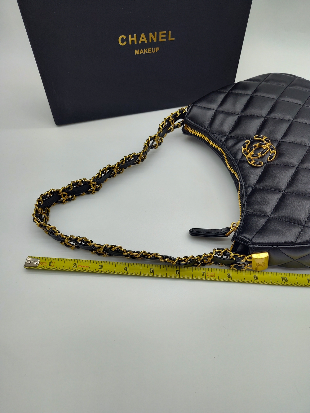 CHANEL Makeup Quilted Chain Shoulder Pouch Black Gold Vanity Bag GWP - Picture 11 of 15
